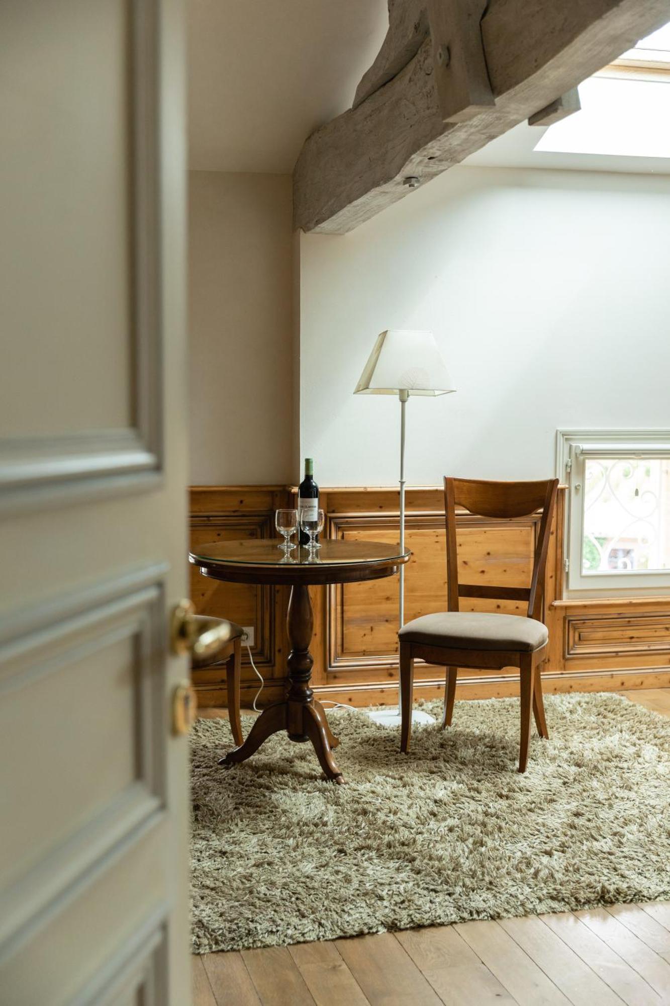 Villa Heloise Hotel Puisseguin ภายนอก รูปภาพ