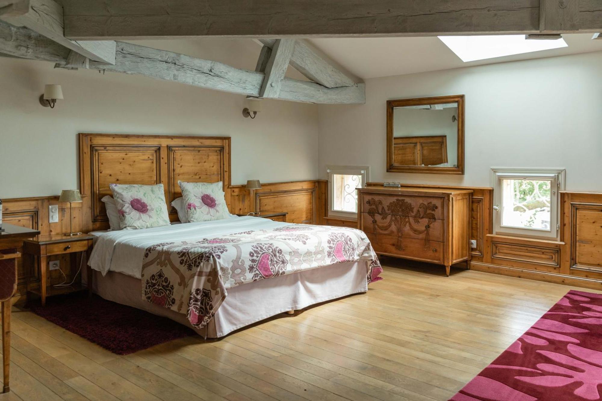 Villa Heloise Hotel Puisseguin ภายนอก รูปภาพ